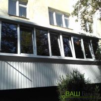 Засклення і ремонт балкону під ключ Львів