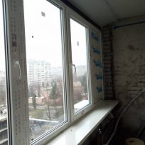 скління лоджії Львів Ваш Балкон
