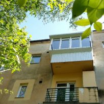 скління балкона з дахом у Львові_Ваш Балкон 13