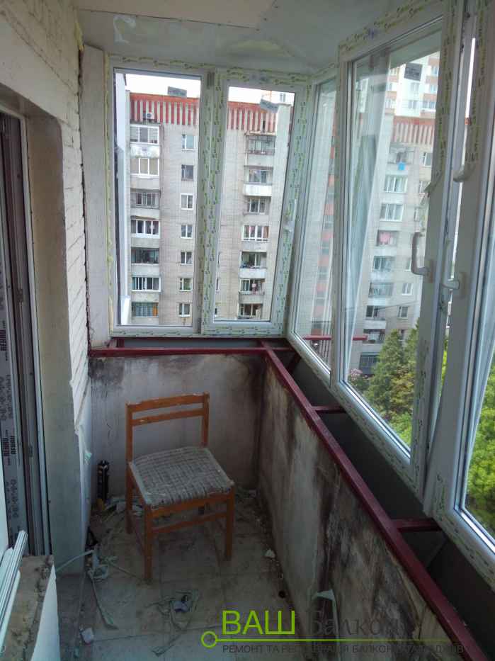 Встановлення вікон на балкон Львів