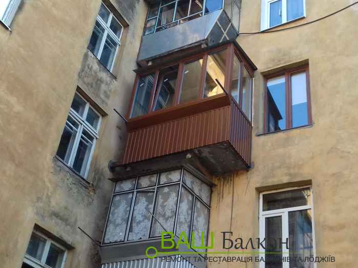 Засклення балконів в кольорі Львів