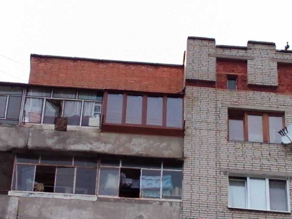 Ремонт лоджии: остекление ламинированными окнами — Ваш Балкон