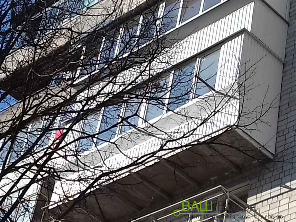 Зварювальні роботи і скління балкона Львів – Ваш Балкон