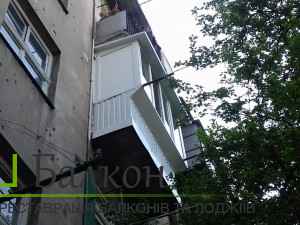 Ремонт балкона с установкой окон Львов