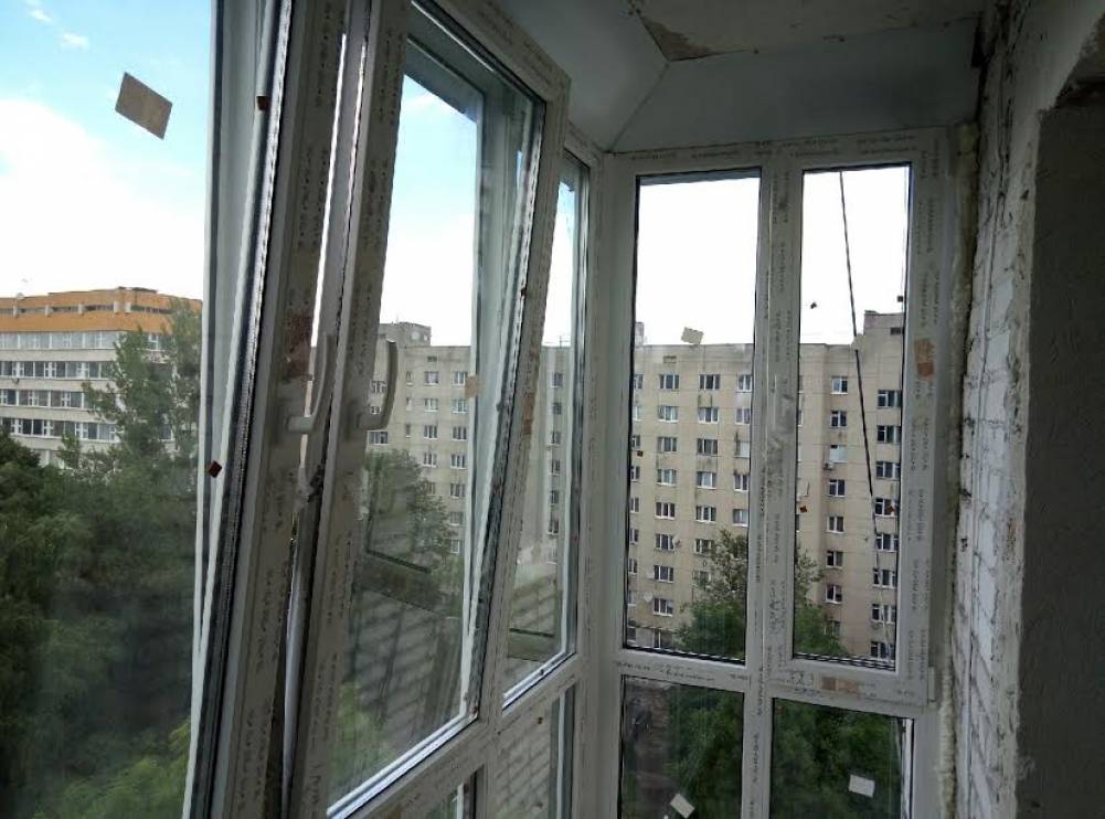 Панорамное остекление с демонтажем бетонных плит — Ваш Балкон