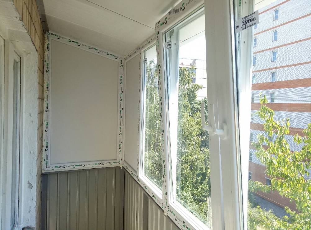 Дешевое остекление балкона Львов