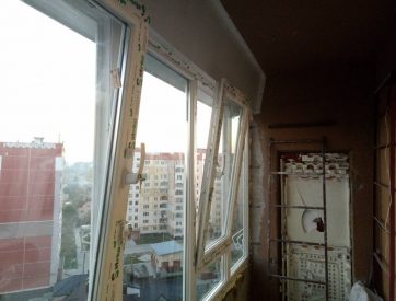 скління лоджії Львів Ваш Балкон