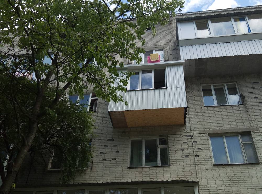 Навісний балкон Львів