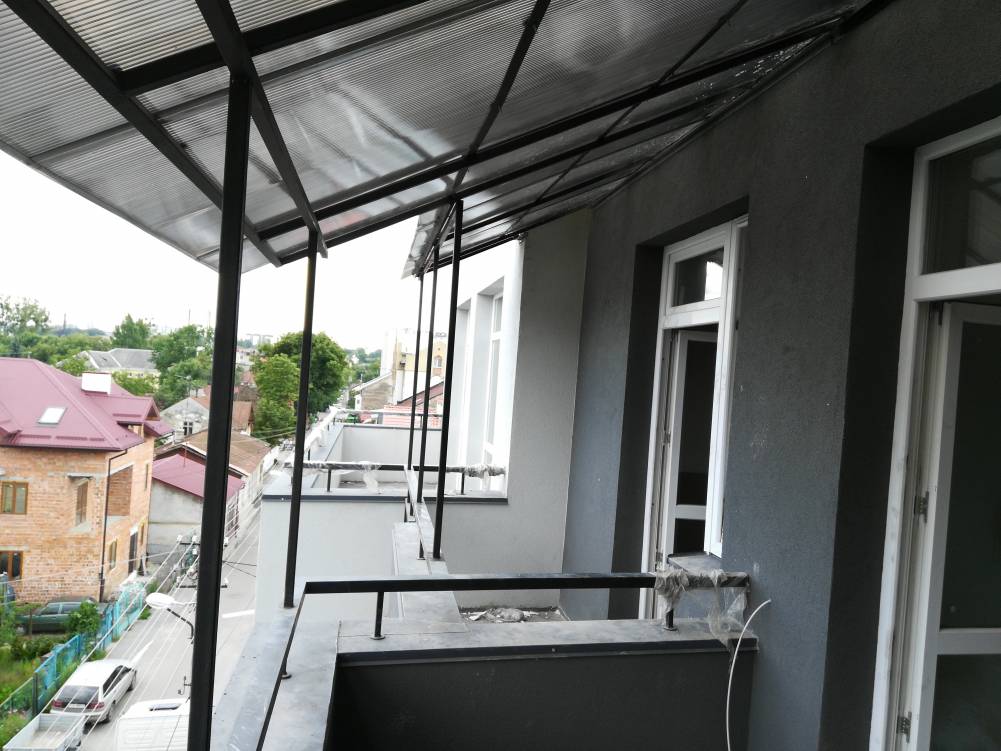 Перекриття балкона. Об’єднання двох балконів під одним дахом – Ваш Балкон