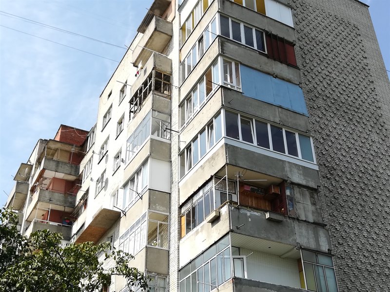 Скління балкона на кут Львів