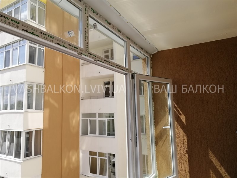 Остекление балкона штульповыми окнами Львов