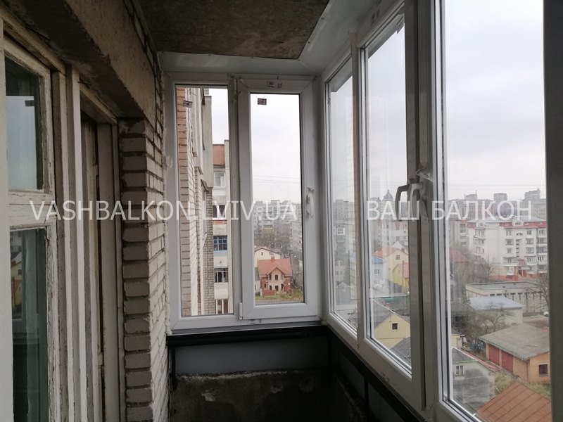 Пластикові вікна на балкон Львів
