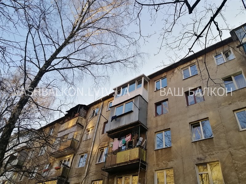 Ремонт і скління балкона Львів