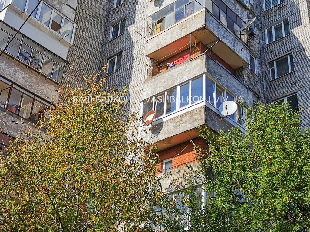 Засклити балкон Львів по гарантії