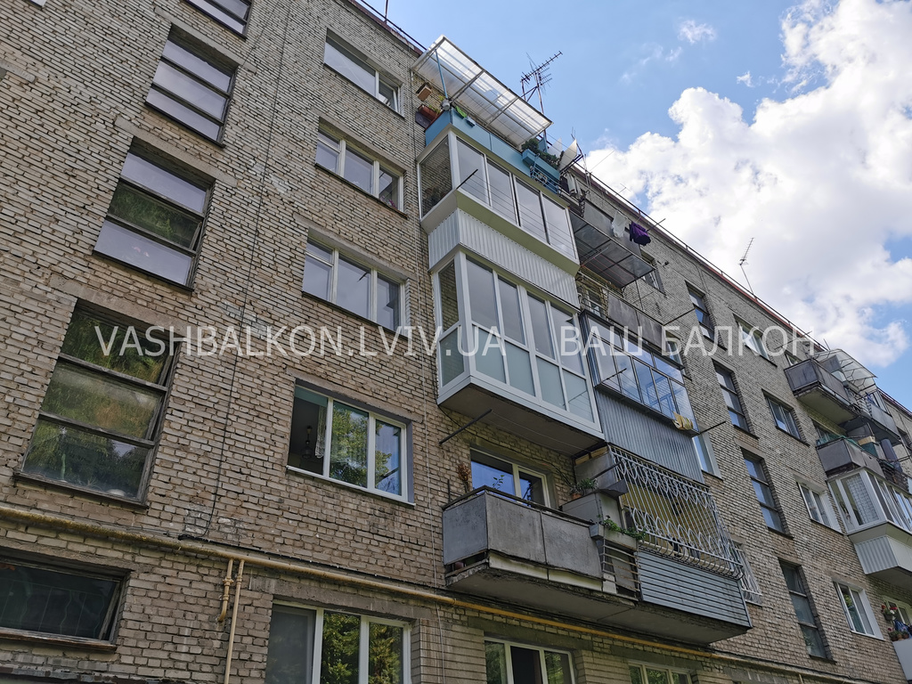Стеклянный балкон Львов
