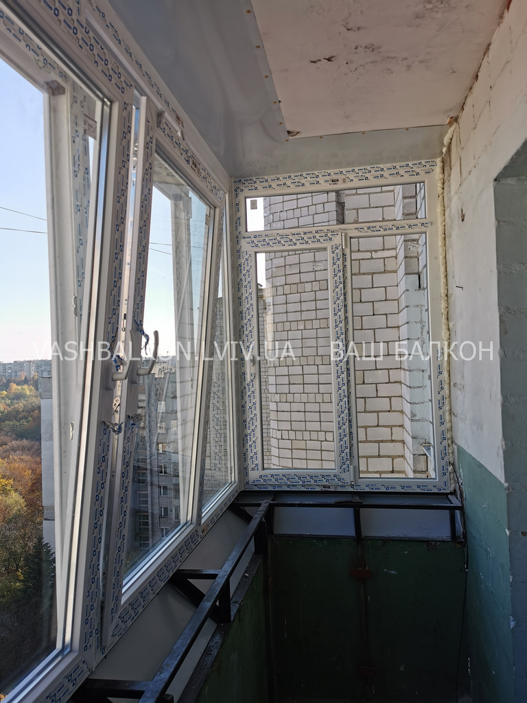 Выносной балкон по подоконнику Львов