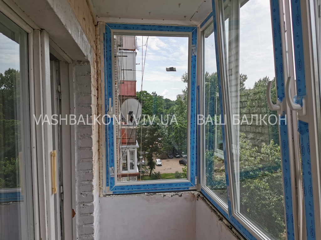 Окна на балкон Veka Львов